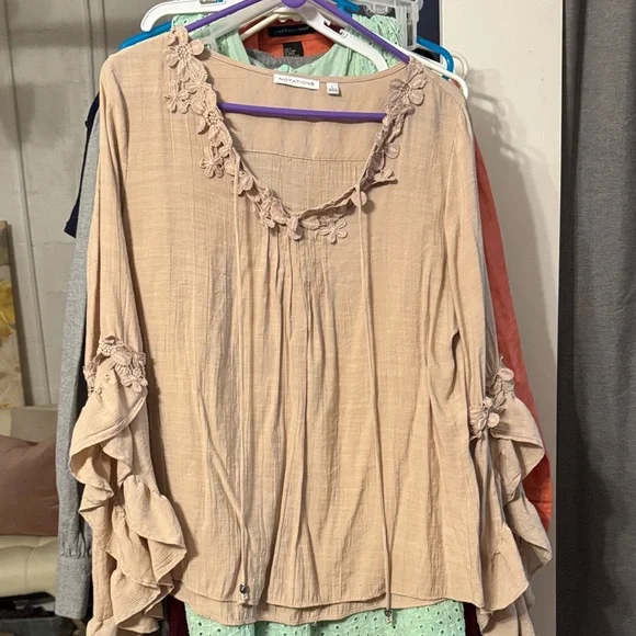 Umgee Beige Blouse with Floral Trim - Picture 1 of 4